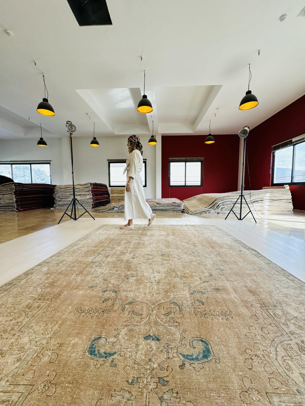 10' 5" x 7' 5" Excellent Hand-Knotted Antique Neutral Faded Area Rug