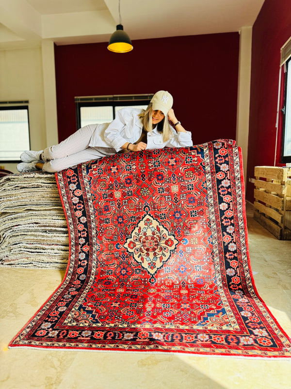 6' 7" x 4' 7" Excellent Hand-Knotted Vintage Tribal Rug - Yasi & Fara 