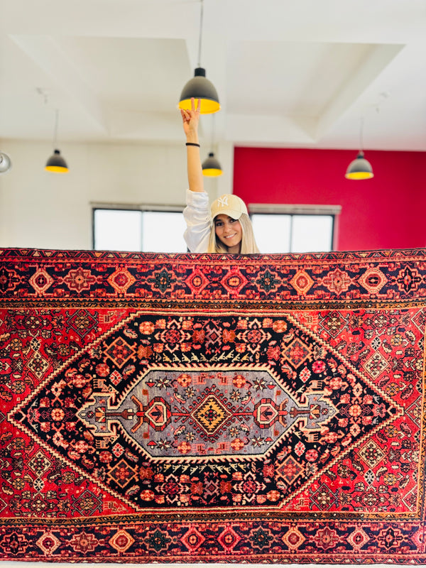 7' 8" x 4' 7" Excellent Hand-Knotted Vintage Tribal Rug - Yasi & Fara 