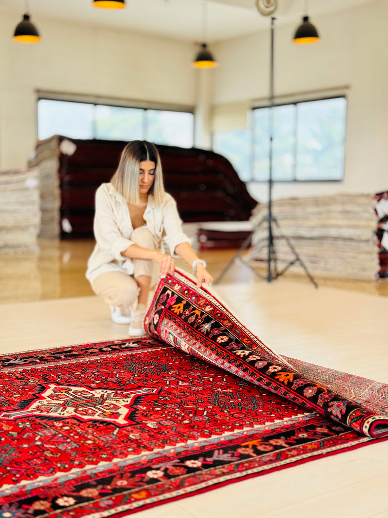 9' 10" x 5' 3" Excellent Hand-Knotted Vintage Fine Tribal Rug - Yasi & Fara 