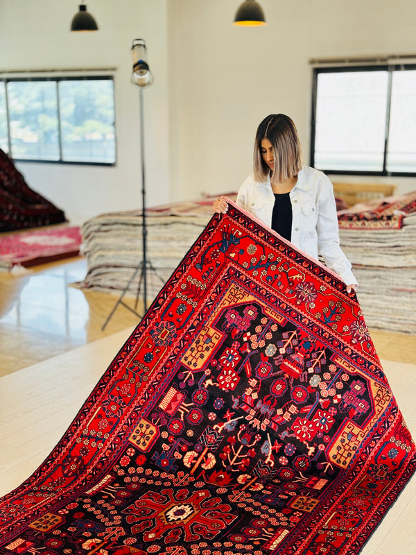 9' 4" x 5' Excellent Hand-Knotted Vintage Tribal Rug - Yasi & Fara 