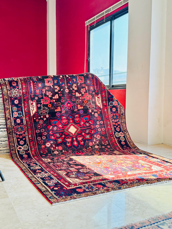 9' 11" x 5' 4" Excellent Hand-Knotted Vintage Tribal Rug - Yasi & Fara 