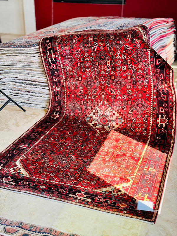 9' 7" x 5' 3" Excellent Hand-Knotted Vintage Tribal Rug - Yasi & Fara 