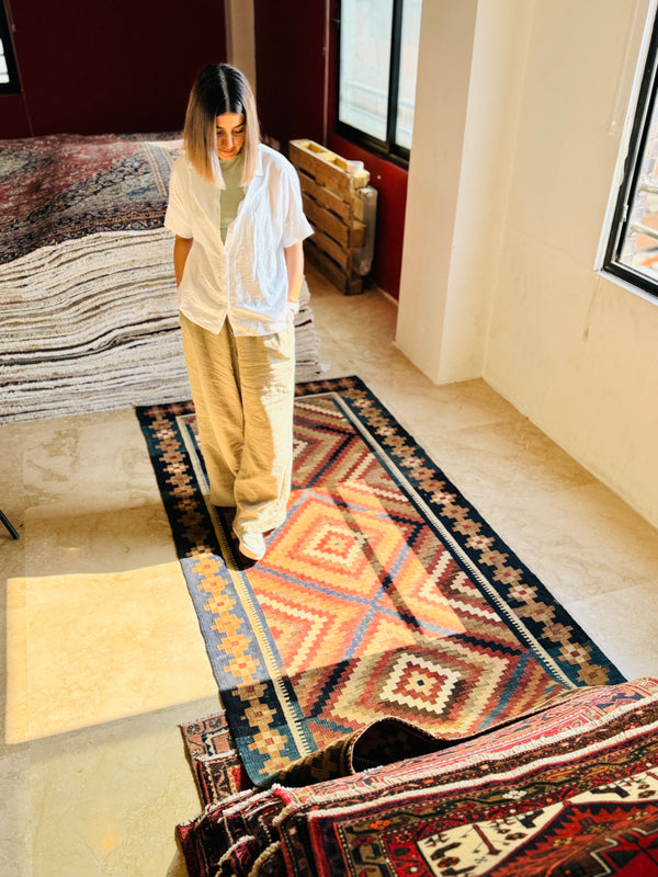 8' 6" x 4' Excellent Handwoven Vintage Tribal Kilim Rug