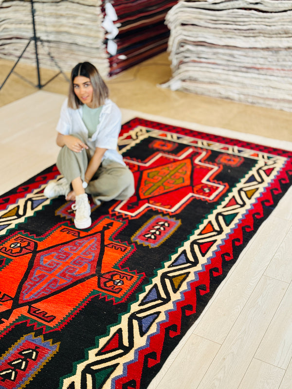 13' 11" x 5' 4" Excellent Handwoven Vintage Tribal Kilim Rug