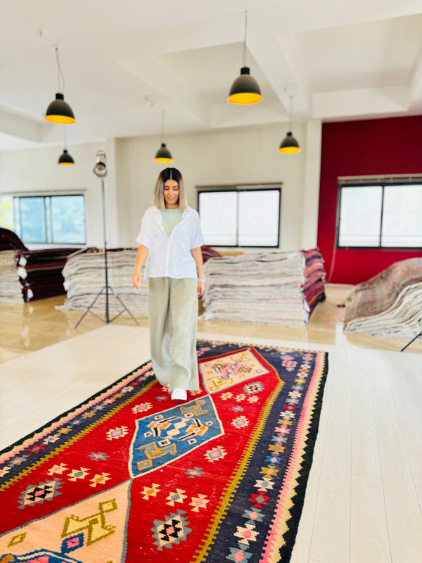 13' 1" x 5' 4" Excellent Handwoven Vintage Tribal Kilim Rug