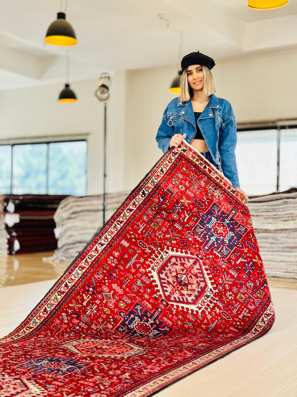 9'4" x 3'9" Excellent Hand-Knotted Vintage Collectible Tribal Runner Rug - Yasi & Fara 