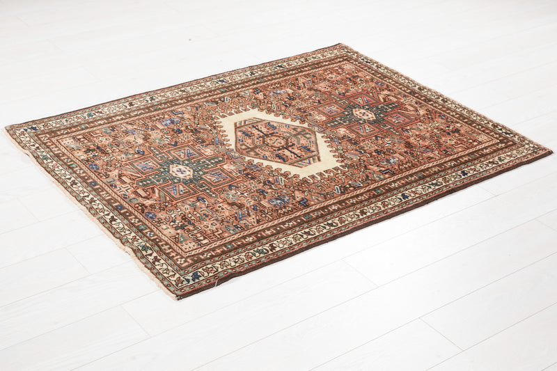4' 9" x 3' 6" Excellent Hand-Knotted Vintage Collectible Tribal Rug - Yasi & Fara 