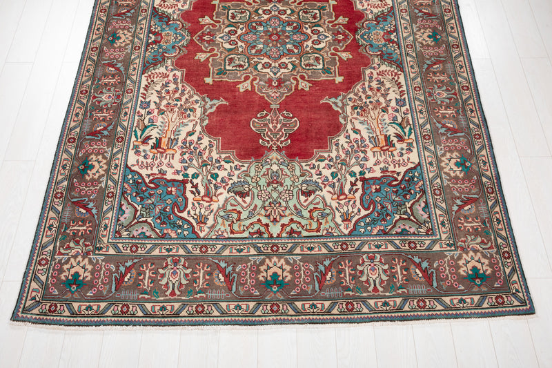9' 10" x 6' 6" Excellent Hand-Knotted Antique Collectible Area Rug - Yasi & Fara 