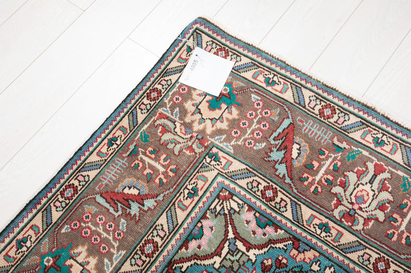9' 10" x 6' 6" Excellent Hand-Knotted Antique Collectible Area Rug - Yasi & Fara 