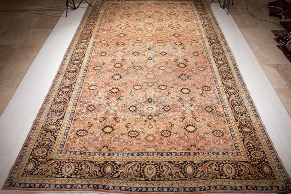 16' 8" x 10' 2" Excellent Hand-Knotted Collectible Antique Large Area Rug - Yasi & Fara 