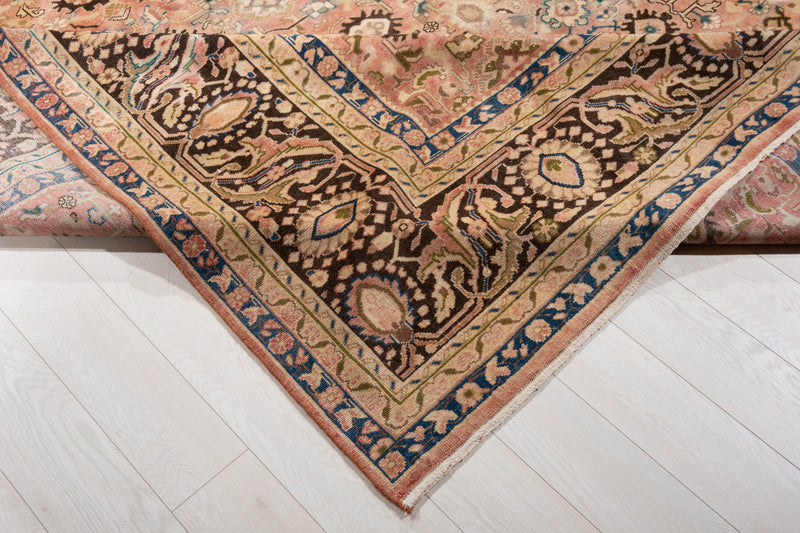 16' 8" x 10' 2" Excellent Hand-Knotted Collectible Antique Large Area Rug - Yasi & Fara 