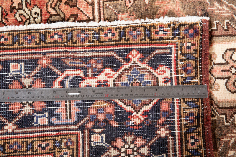 9' 8" x 6' 8" Excellent Hand-Knotted Vintage Tribal Rug - Yasi & Fara 