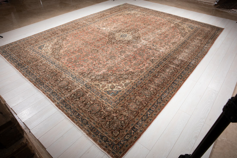 12' 5" x 9' 7" Excellent Hand-Knotted Antique Faded Large Area Rug - Yasi & Fara 