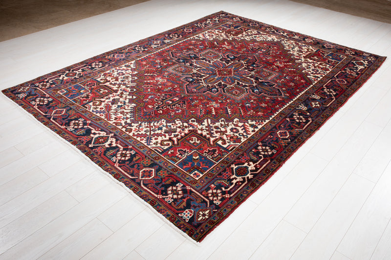 9' 5" x 7' Excellent Hand-Knotted Vintage Tribal Rug - Yasi & Fara 