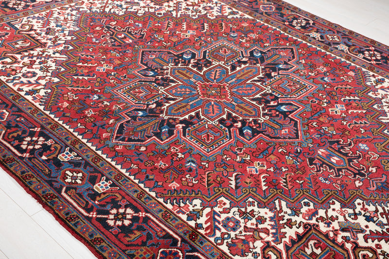 9' 5" x 7' Excellent Hand-Knotted Vintage Tribal Rug - Yasi & Fara 