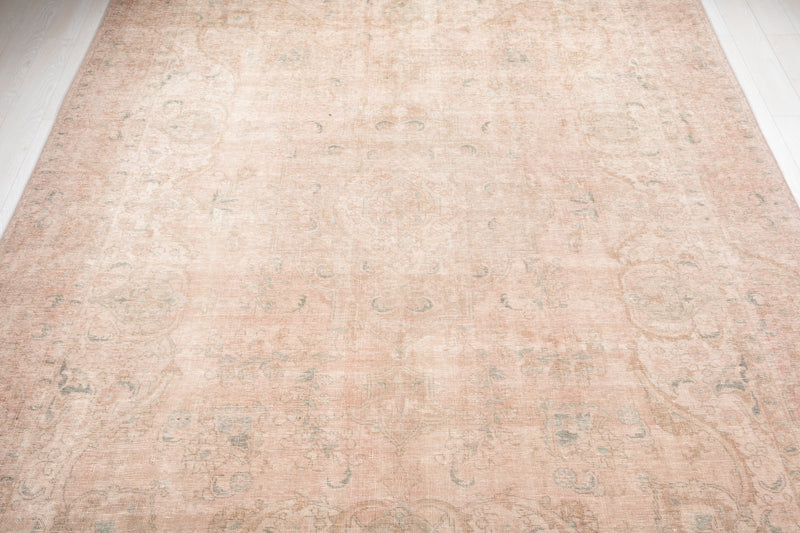 13' x 9' 1" Excellent Hand-Knotted Antique Faded Large Area Rug - Yasi & Fara 