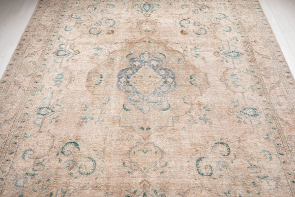 12' 8" x 9' 4" Excellent Hand-Knotted Antique Faded Large Area Rug - Yasi & Fara 
