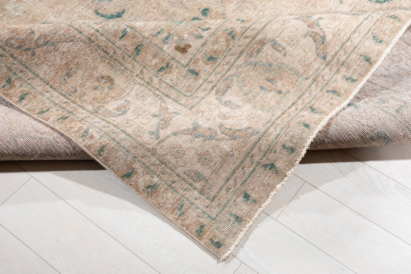 12' 8" x 9' 4" Excellent Hand-Knotted Antique Faded Large Area Rug - Yasi & Fara 