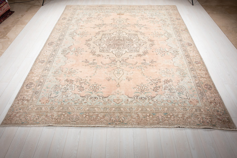 12' 2" x 8' 11" Excellent Hand-Knotted Antique Faded Large Area Rug - Yasi & Fara 