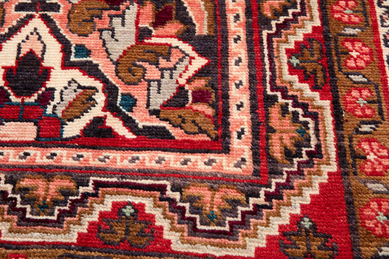 11' 7" x 9' 6" Excellent Hand-Knotted Collectible Vintage Area Rug - Yasi & Fara 