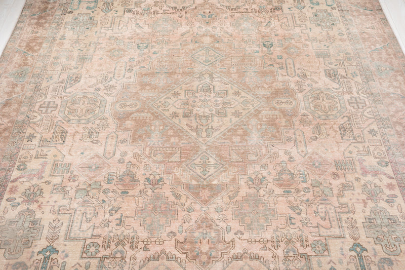 12' 7" x 9' 1" Excellent Hand-Knotted Antique Neutral Faded Large Area Rug - Yasi & Fara 
