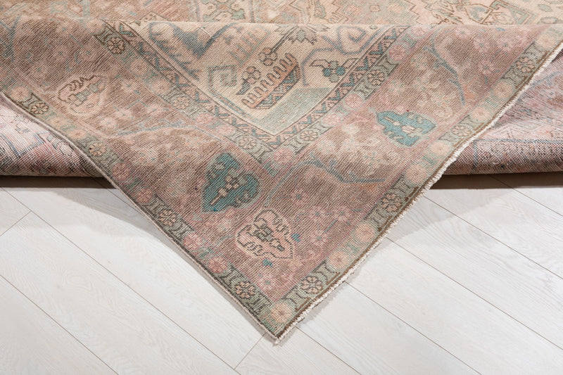12' 7" x 9' 1" Excellent Hand-Knotted Antique Neutral Faded Large Area Rug - Yasi & Fara 