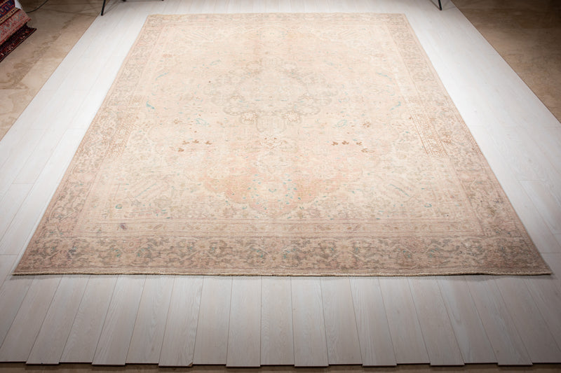 11' 10" x 9' Excellent Hand-Knotted Antique Neutral Faded Large Area Rug - Yasi & Fara 