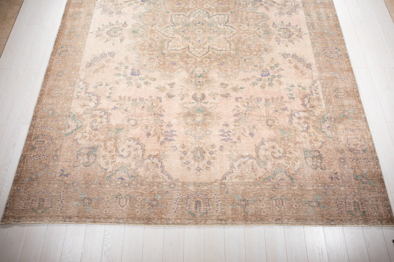 12' 4" x 9' 10" Excellent Hand-Knotted Neutral Faded Large Area Rug - Yasi & Fara 