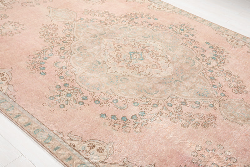 10' 8" x 7' 4" Excellent Hand-Knotted Neutral Faded Pink Area Rug - Yasi & Fara 