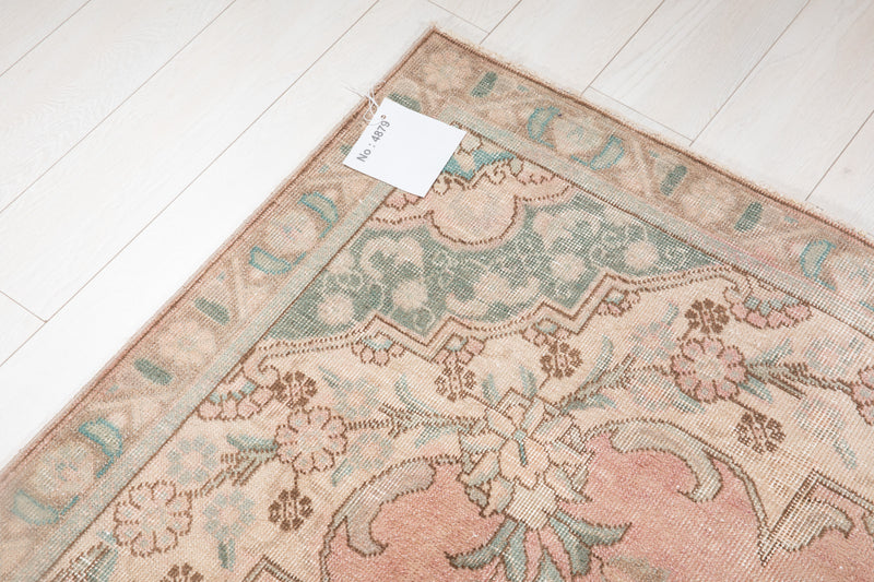 10' 8" x 7' 4" Excellent Hand-Knotted Neutral Faded Pink Area Rug - Yasi & Fara 