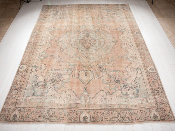 12' 3" x 9' Excellent Hand-Knotted Antique Faded Neutral Large Area Rug - Yasi & Fara 