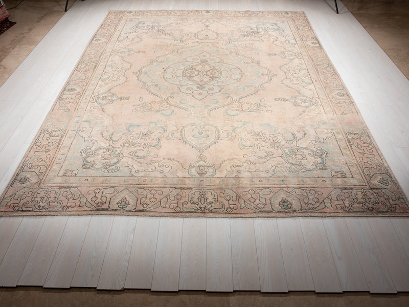 12' 3" x 9' Excellent Hand-Knotted Antique Faded Neutral Large Area Rug - Yasi & Fara 