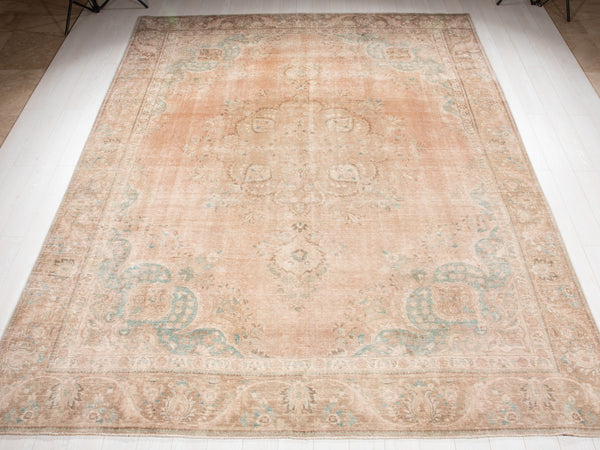 12' 3" x 9' 3" Excellent Hand-Knotted Antique Neutral Faded Large Area Rug - Yasi & Fara 