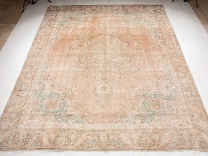 12' 3" x 9' 3" Excellent Hand-Knotted Antique Neutral Faded Large Area Rug - Yasi & Fara 