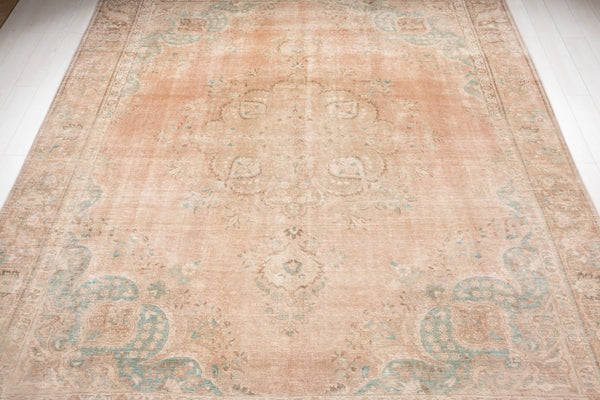 12' 3" x 9' 3" Excellent Hand-Knotted Antique Neutral Faded Large Area Rug - Yasi & Fara 