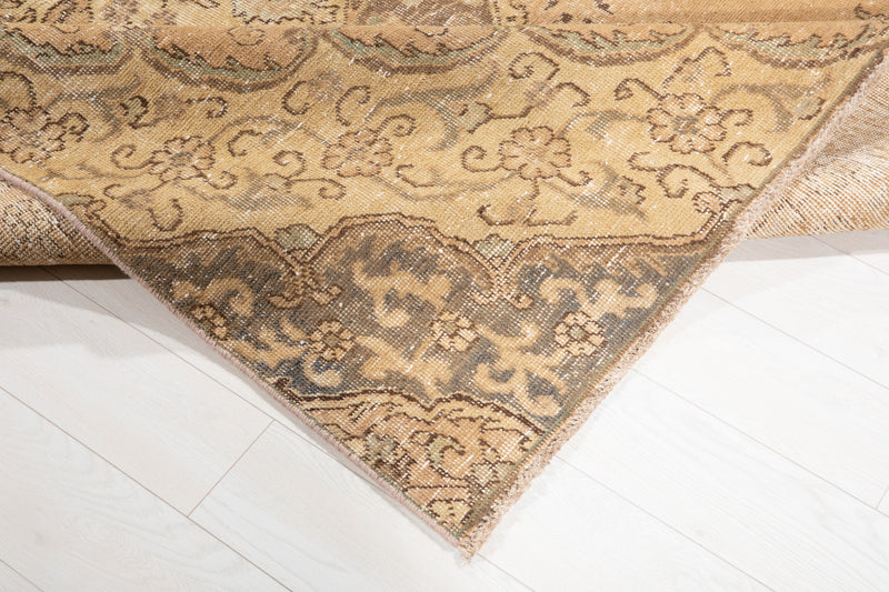 10' 2" x 7' Excellent Hand-Knotted Antique Faded Neutral Area Rug - Yasi & Fara 