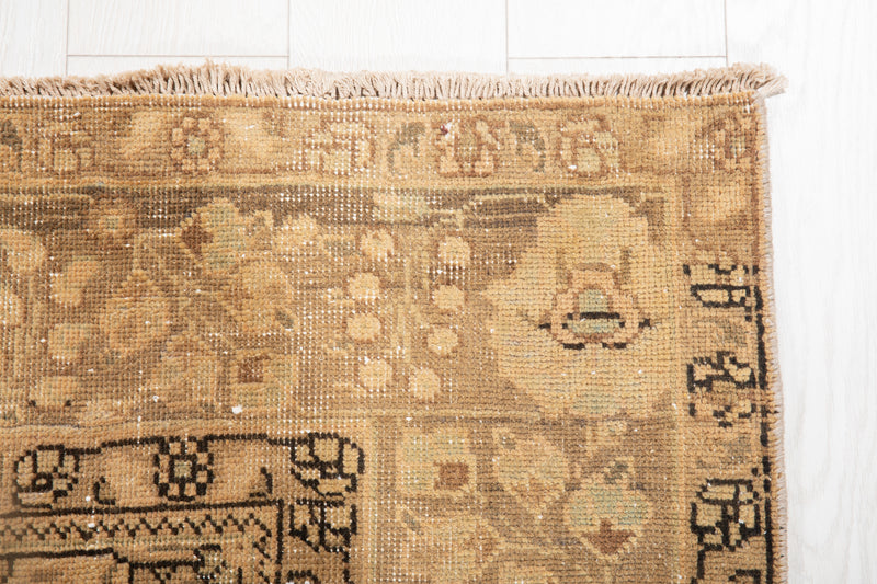 9' 8" x 6' 5" Excellent Hand-Knotted Antique Distressed Faded Area Rug - Yasi & Fara 