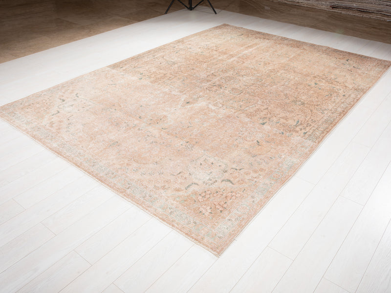 10' 7" x 7' 5" Excellent Hand-Knotted Antique Neutral Faded Area Rug - Yasi & Fara 