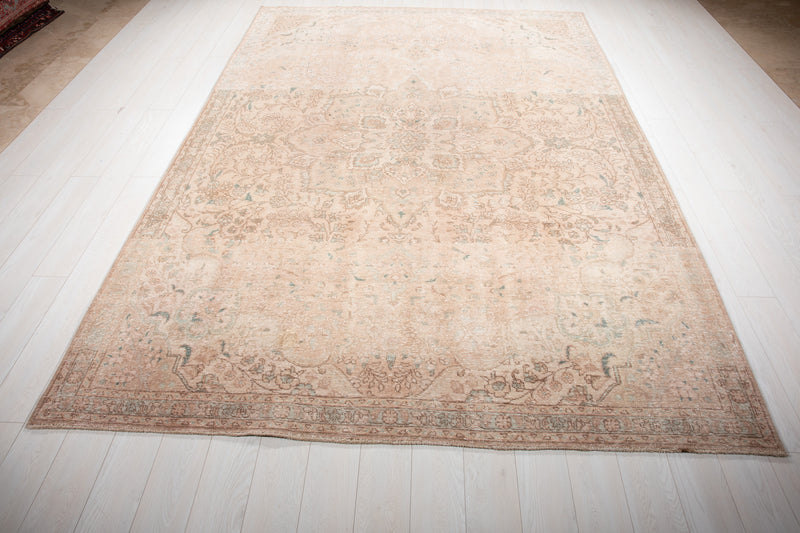 10' 7" x 7' 5" Excellent Hand-Knotted Antique Neutral Faded Area Rug - Yasi & Fara 