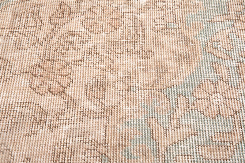 10' 5" x 7' 5" Excellent Hand-Knotted Antique Neutral Faded Area Rug - Yasi & Fara 