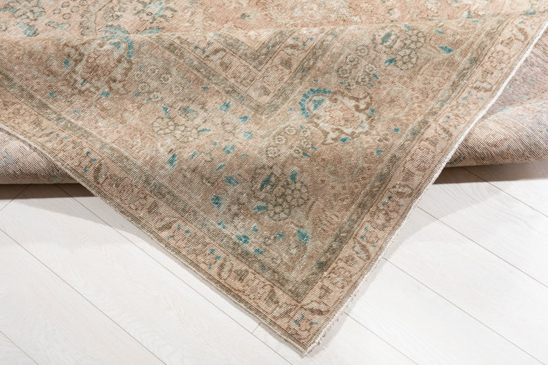 12' 9" x 9' 5" Excellent Hand-Knotted Antique Neutral Faded Large Area Rug - Yasi & Fara 