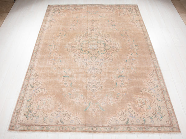 10' 6" x 7' 5" Excellent Hand-Knotted Antique Neutral Faded Large Area Rug - Yasi & Fara 