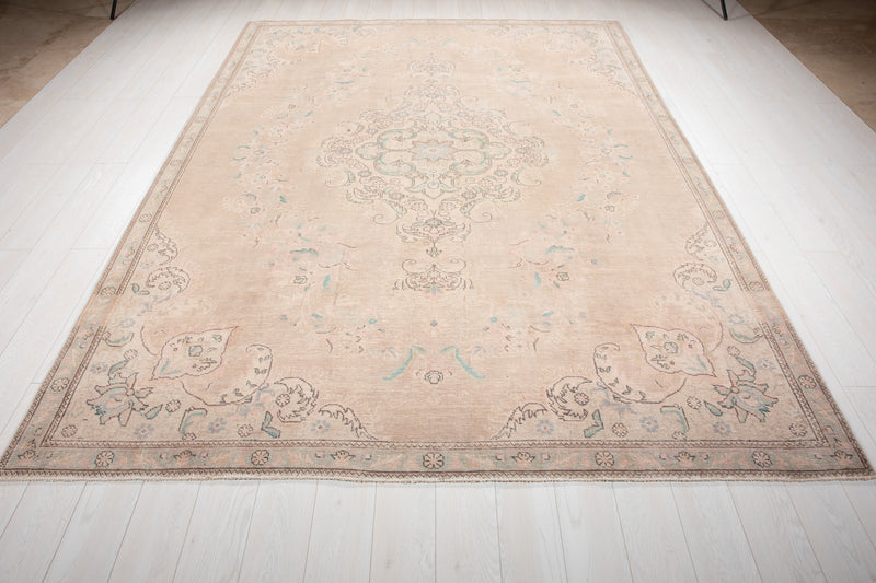 10' 6" x 7' 5" Excellent Hand-Knotted Antique Neutral Faded Large Area Rug - Yasi & Fara 