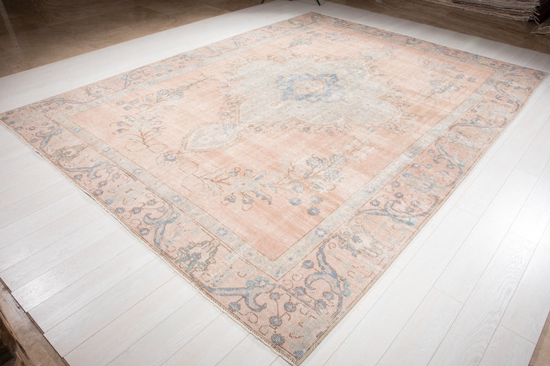 12' 2" x 9' Excellent Hand-Knotted Antique Neutral Faded Large Area Rug - Yasi & Fara 
