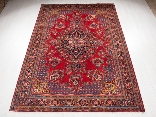 10' 3" x 6' 9" Excellent Hand-Knotted Vintage Floral Area Rug - Yasi & Fara 