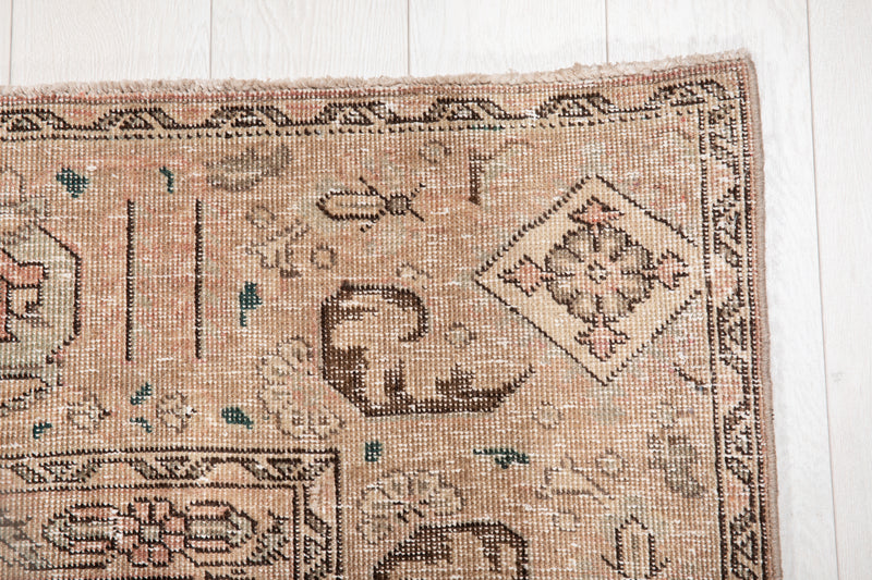 12' 5" x 9' 3" Excellent Hand-Knotted Antique Neutral Faded Large Area Rug - Yasi & Fara 