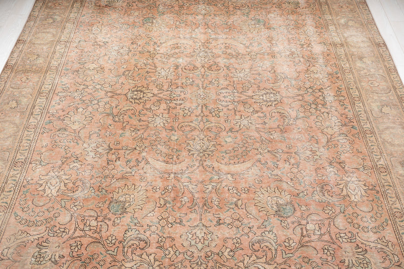 12' 6" x 9' 6" Excellent Hand-Knotted Antique Neutral Faded Large Area Rug - Yasi & Fara 