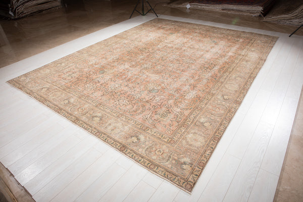12' 6" x 9' 6" Excellent Hand-Knotted Antique Neutral Faded Large Area Rug - Yasi & Fara 