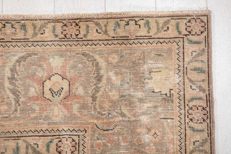 12' 6" x 9' 6" Excellent Hand-Knotted Antique Neutral Faded Large Area Rug - Yasi & Fara 